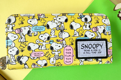 Snoopy Cartoon Design Vegan Faux Leather Long Zip Wallet