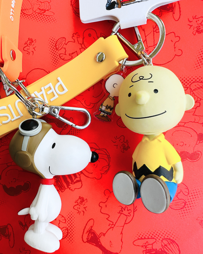 Peanuts Character Key Ring - Official Collectible Peanuts Keychain Charm - Charlie Brown / Snoopy