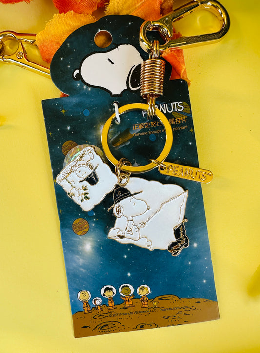 Peanuts Snoopy Genuine Pendant Fall fishing Gift key chain bag charm