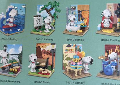 Snoopy Peanuts Building Block "Blind" Box Surprise Mini figurine - DIY Self-assembly