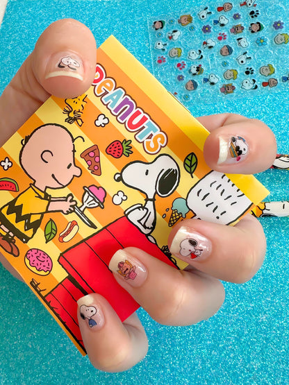 Flower Snoopy Cartoon Mini Nail Art Sticker - SnoopBe