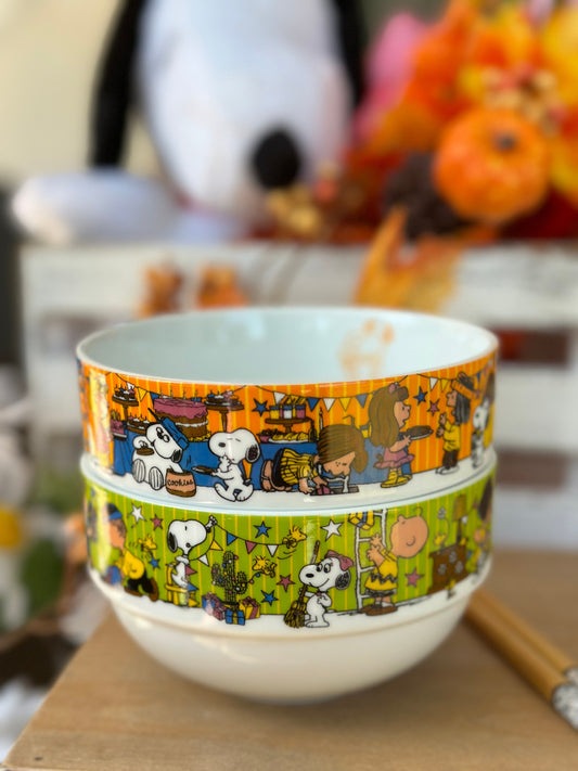 Snoopy Peanuts Ceramic Serving Dish Bowl - Home decor Kitchenware Collection - Cereal / Rice Bowl - Japan