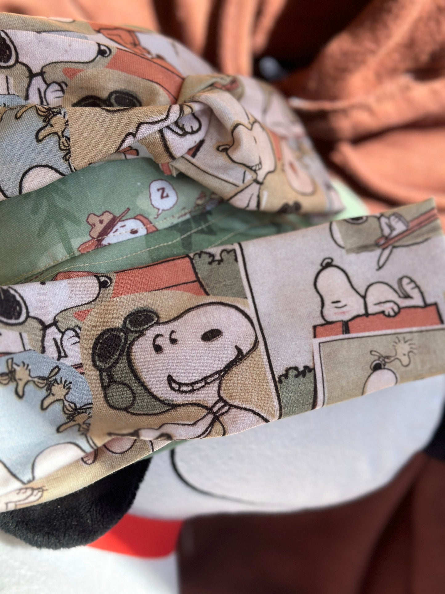 Stretchy Snoopy Headbands -Absorbed Sport Headband Soft Twist Knotted Headbands for Daily Life Unisex Vintage comfort knit fabric