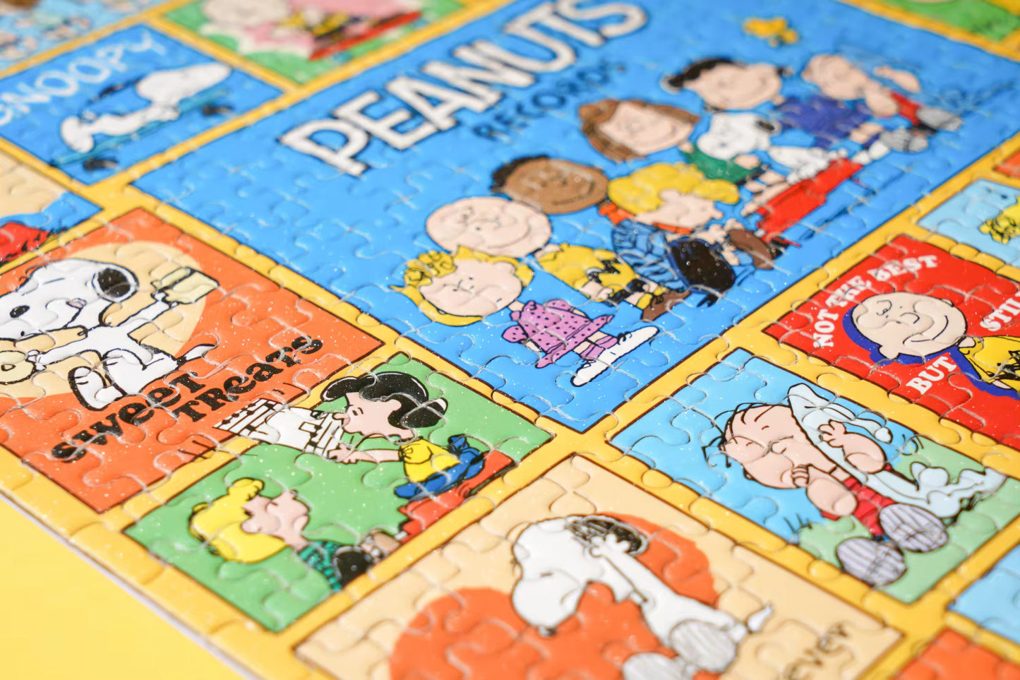 Snoopy Adventure Jigsaw Puzzle 500 Pieces - Hanging Painting Style Decorative Puzzle